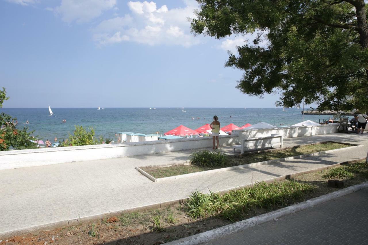 Номер С Видом На Море В Отраде Odessa Zewnętrze zdjęcie